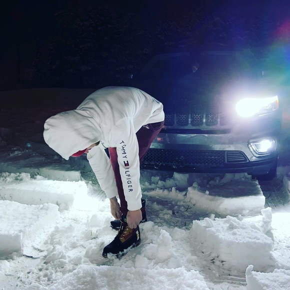 Meet your Posher, Devin - Picture 1 of 1